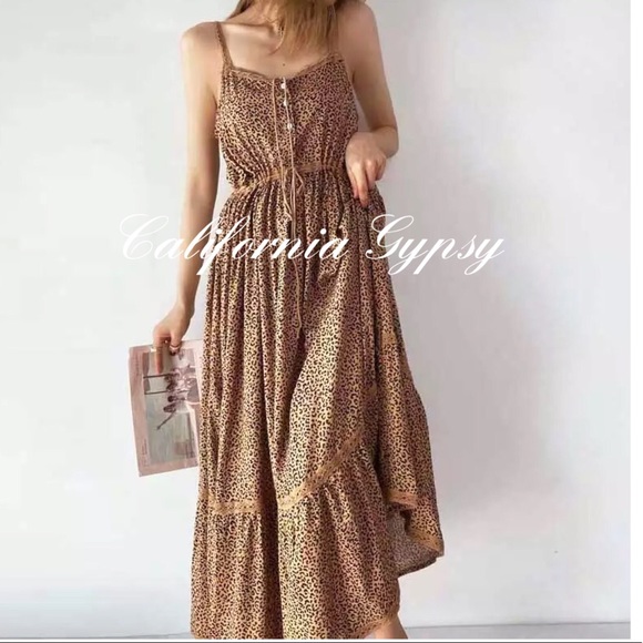 Leopard Bohemian Maxi Dress RESTOCKED🎉 - Picture 7 of 13